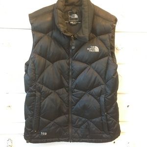 The North Face vest 550